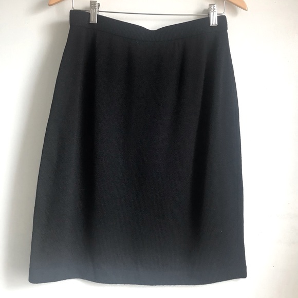 ST. JOHN Basic Knit Skirt - Picture 2 of 6